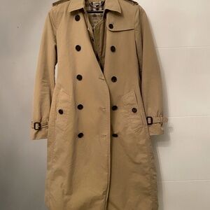 Burberry kensington coat size 6